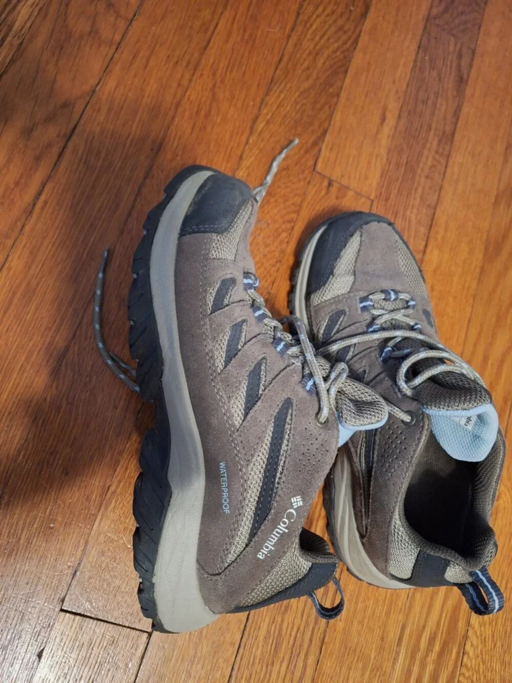 Columbia Women's Crestwood Hiking Boot